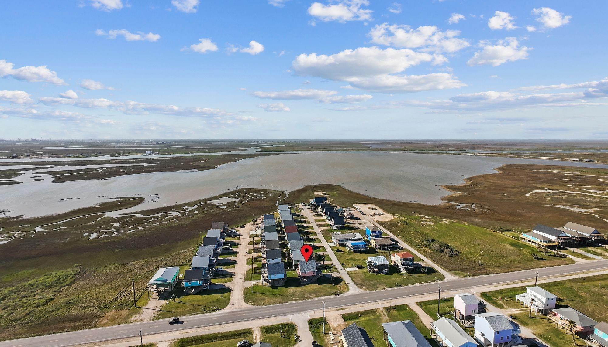 203 Sandpebble Place