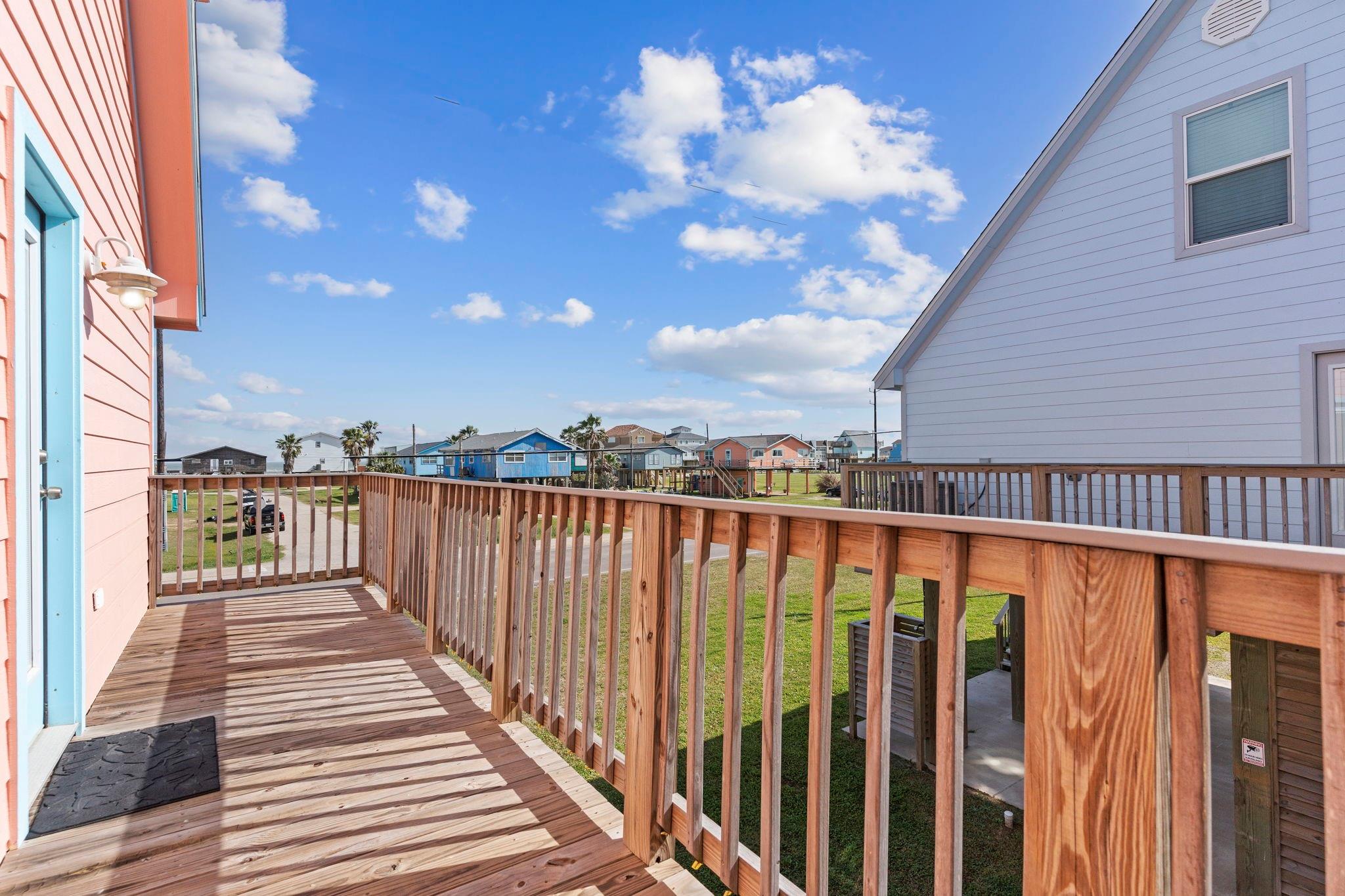 203 Sandpebble Place