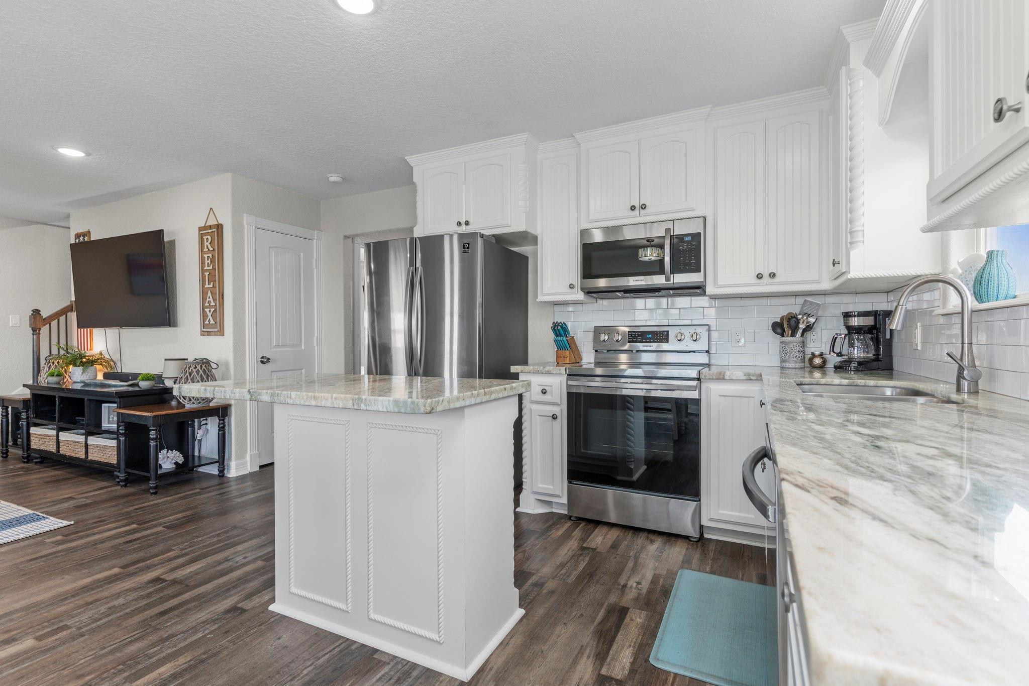 203 Sandpebble Place