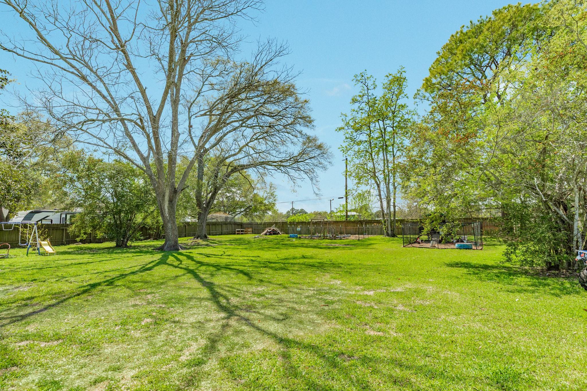 5516 Avenue M 1/2