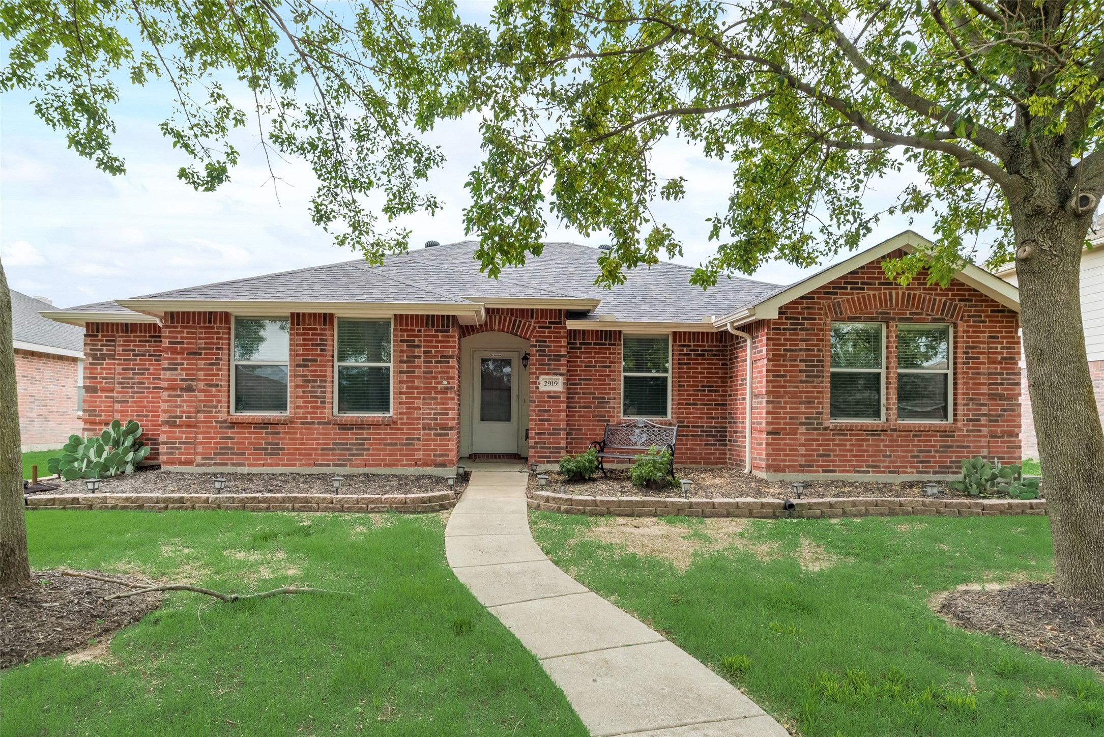 2919 Sheridan Lane