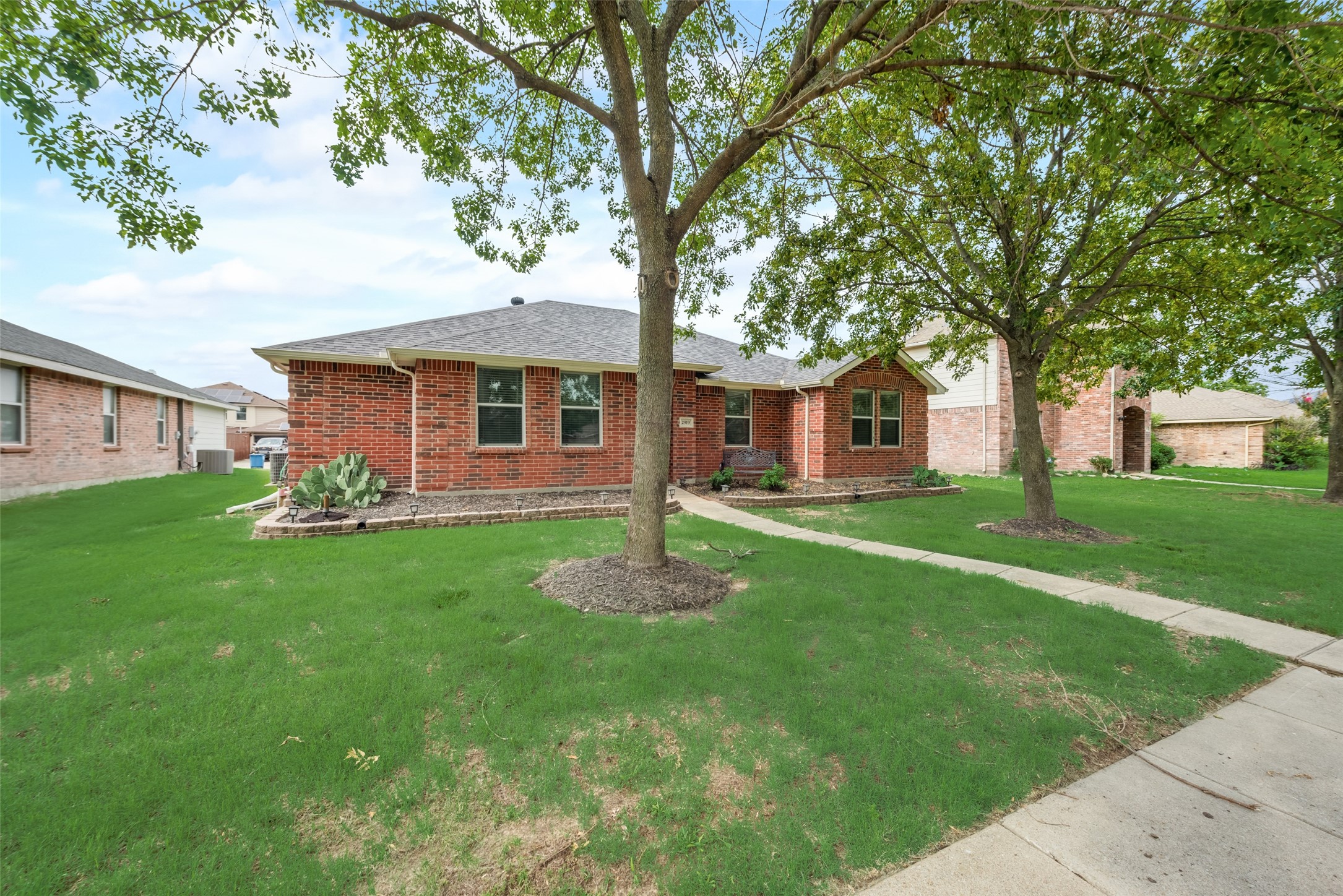 2919 Sheridan Lane