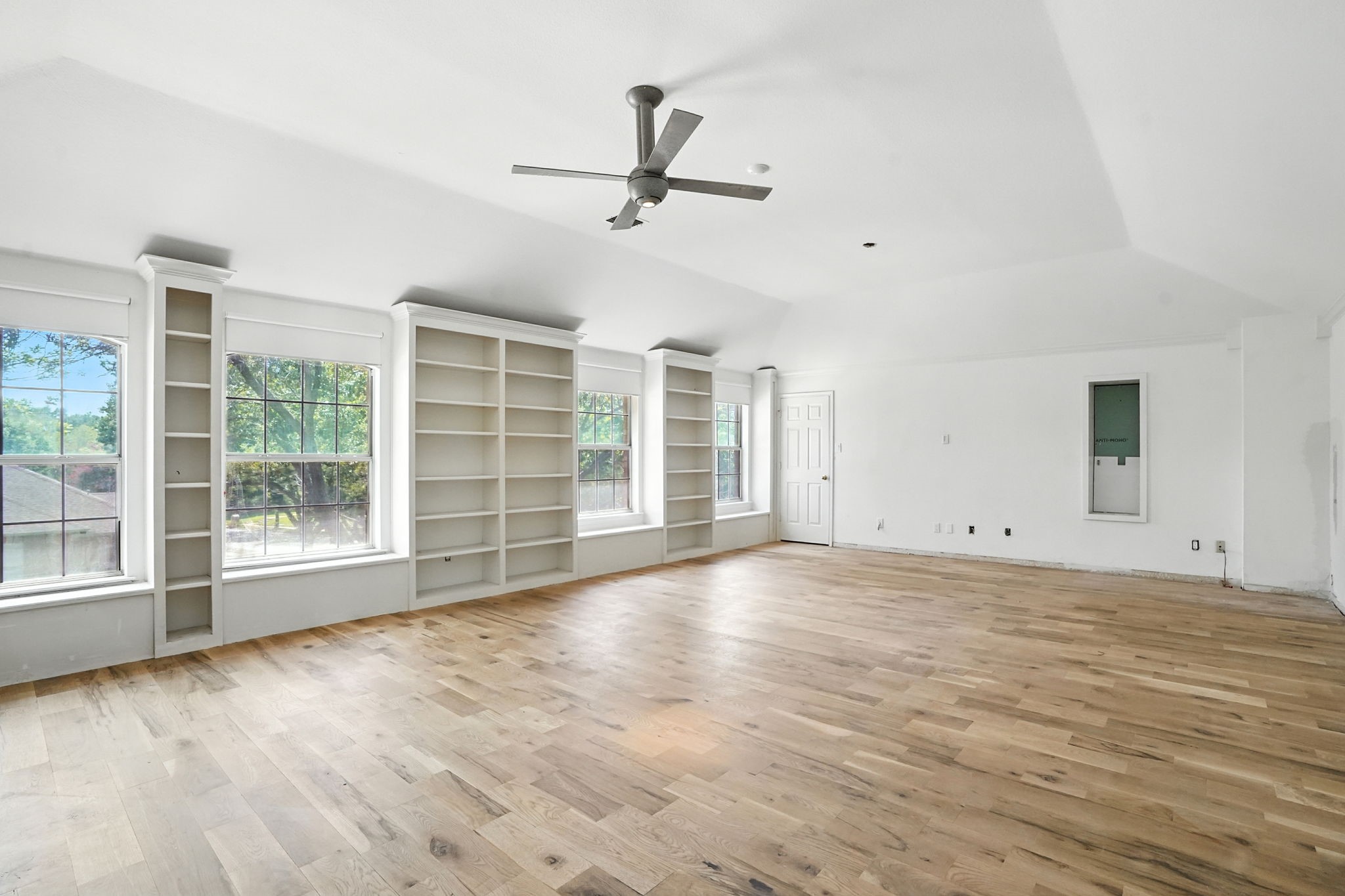 2127 Shumard Oak Lane