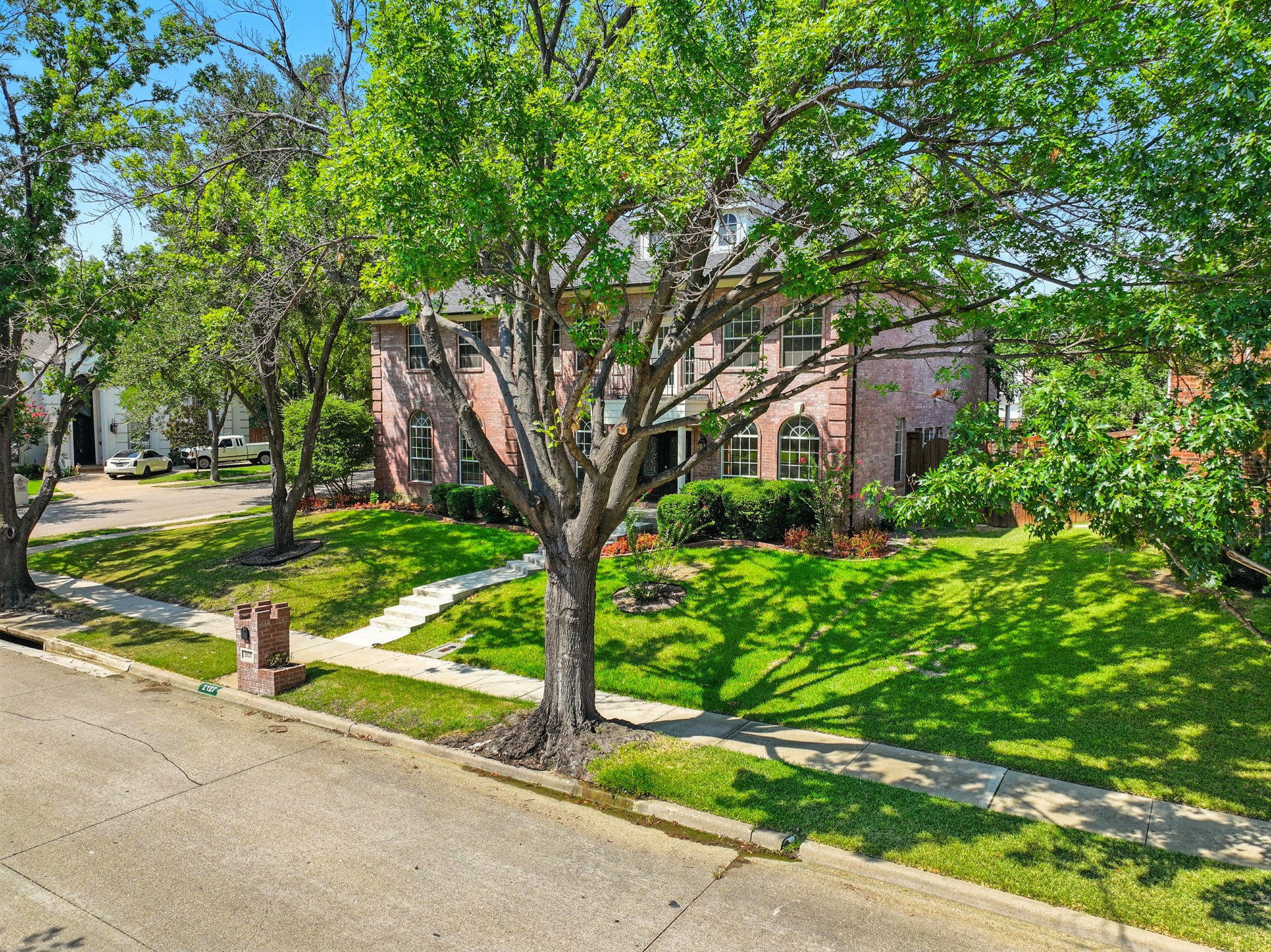 2127 Shumard Oak Lane