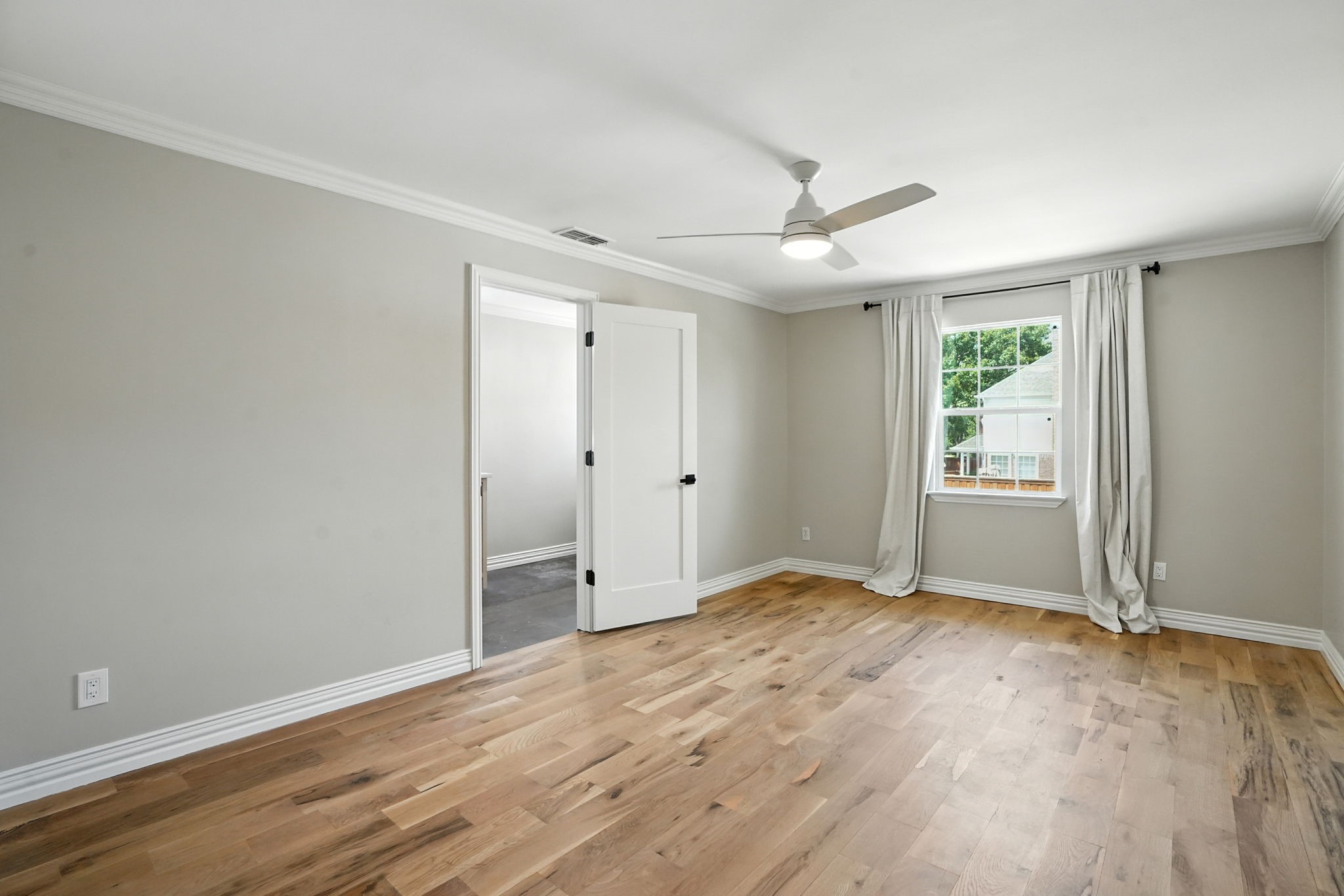 2127 Shumard Oak Lane