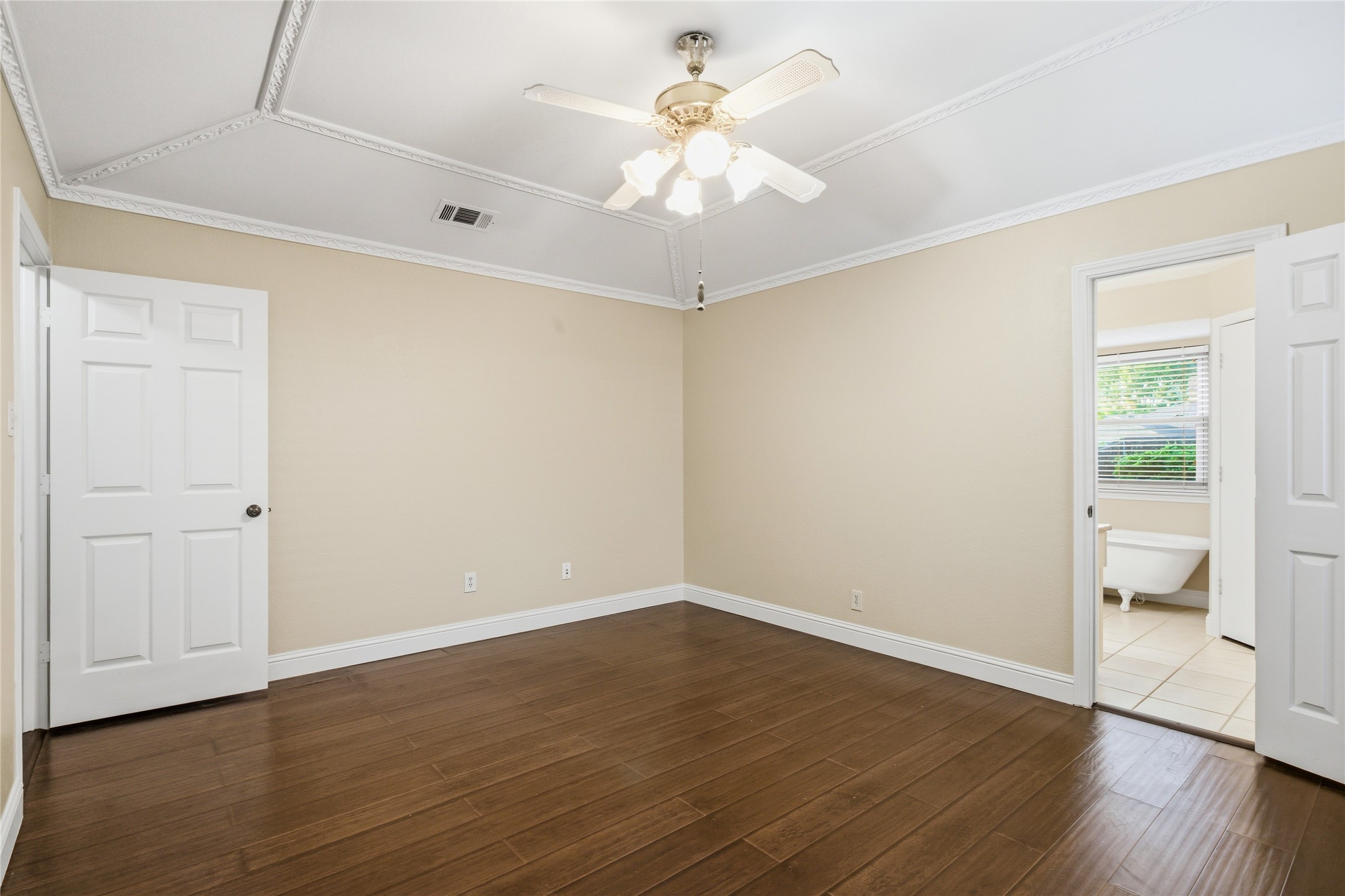 217 Willowcrest Drive