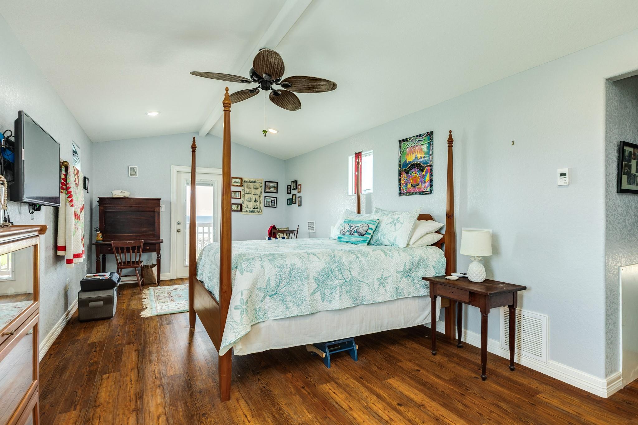 2032 Blue Water Highway Unit: CR257