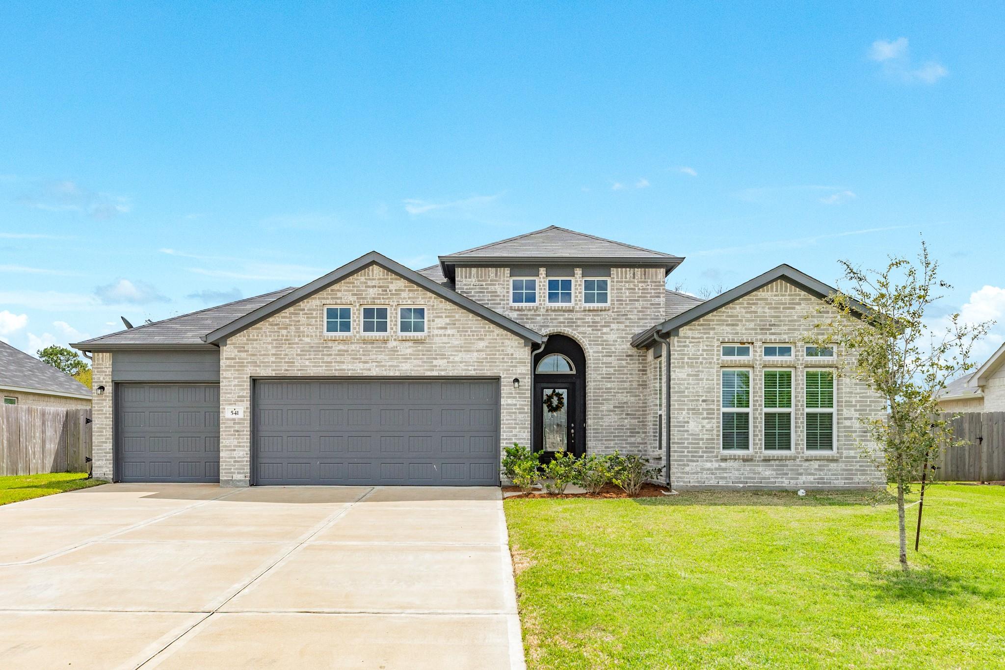 541 Green Meadows Drive