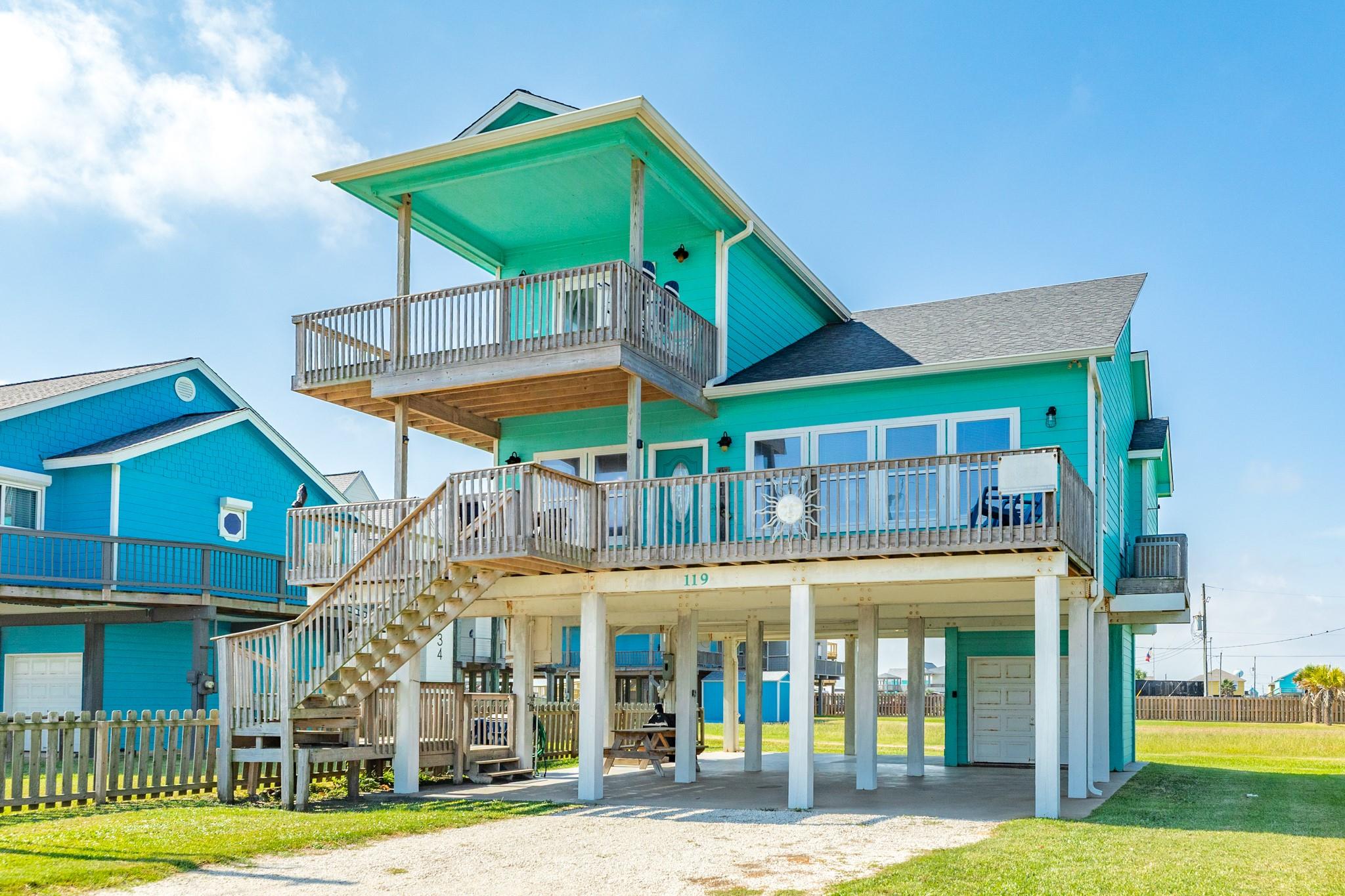 119 Bay Avenue