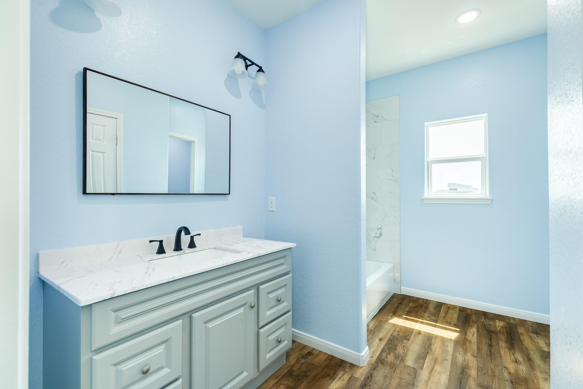 4829 Bluewater