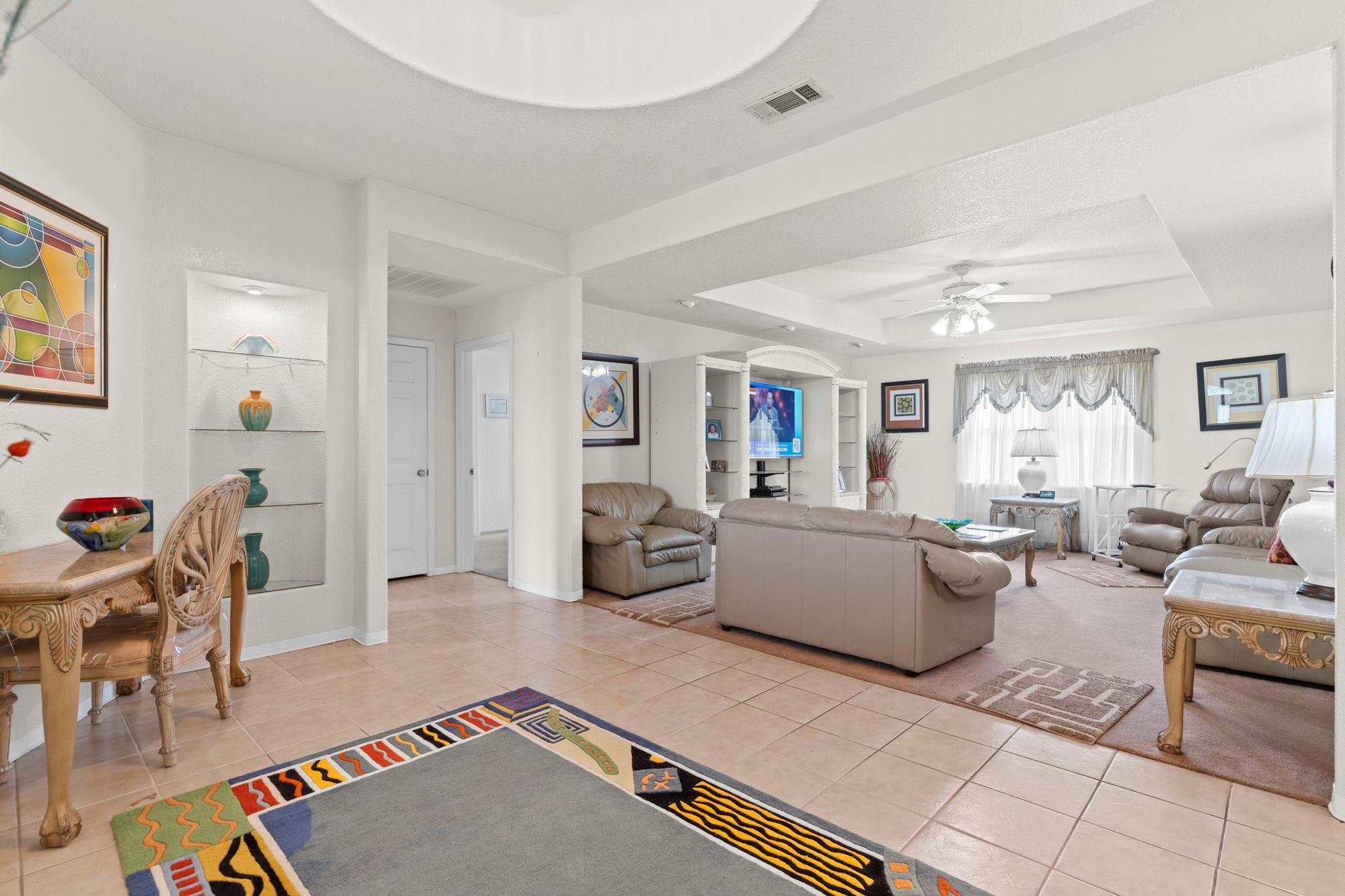 4338 Davenport Pkwy