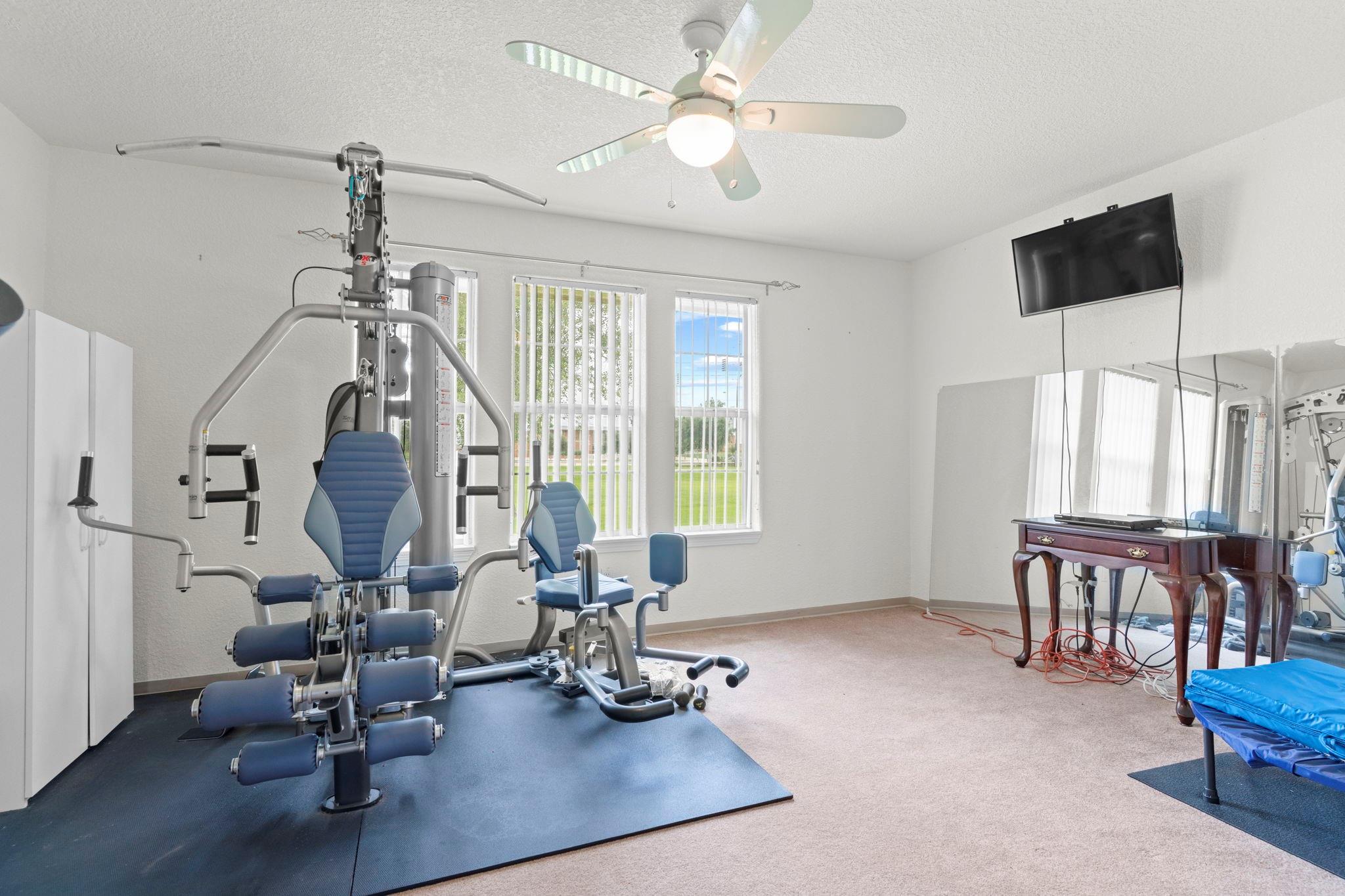 4338 Davenport Pkwy