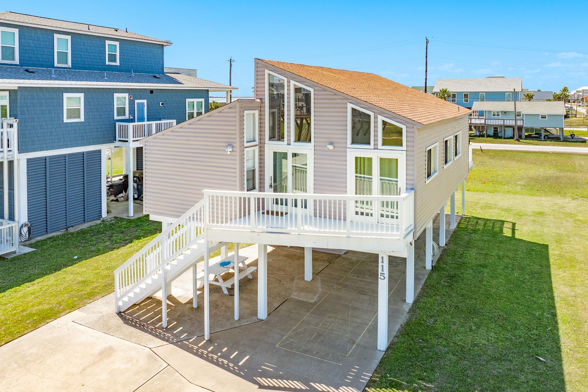115 Doubloon Drive