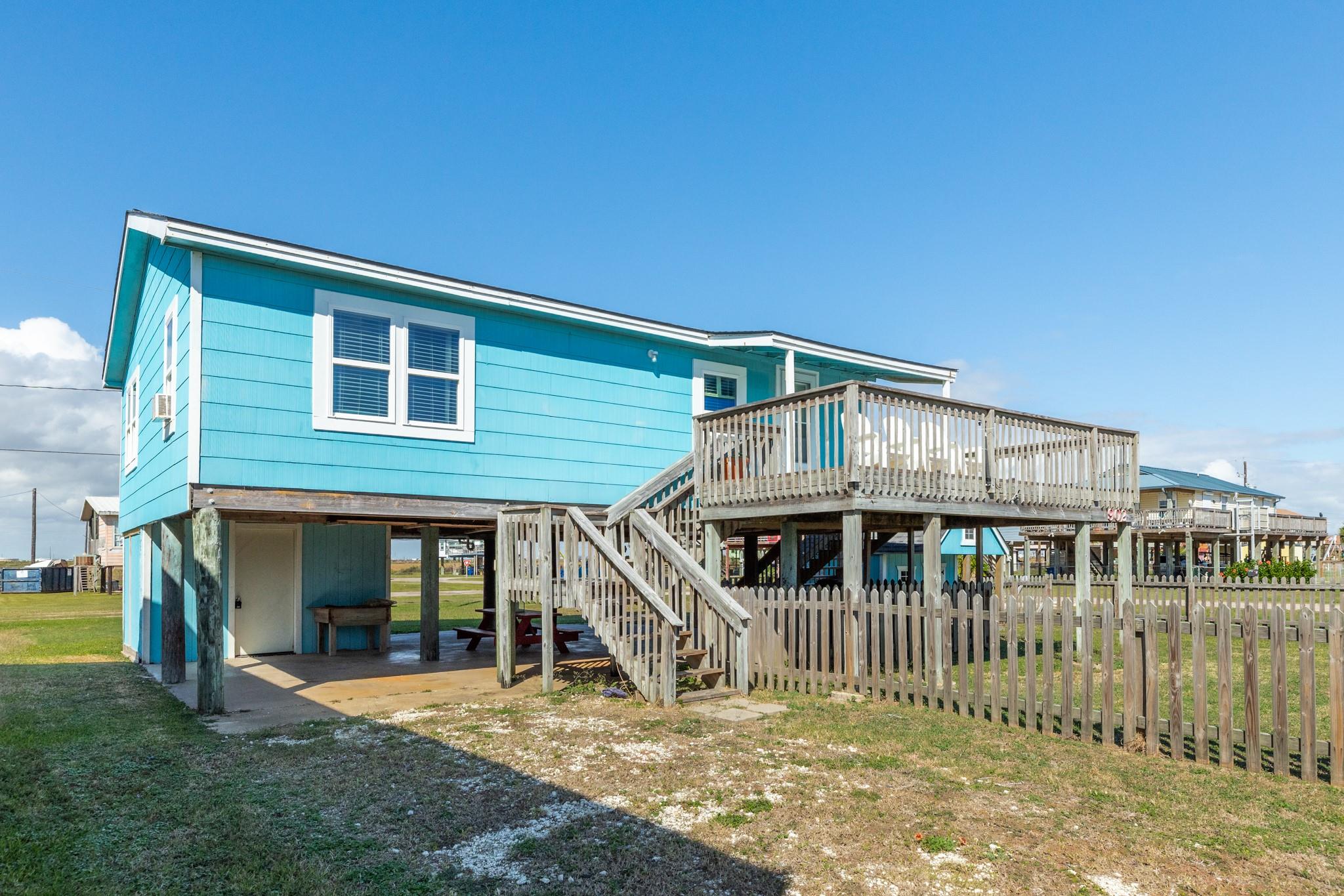 902 Treaty Drive