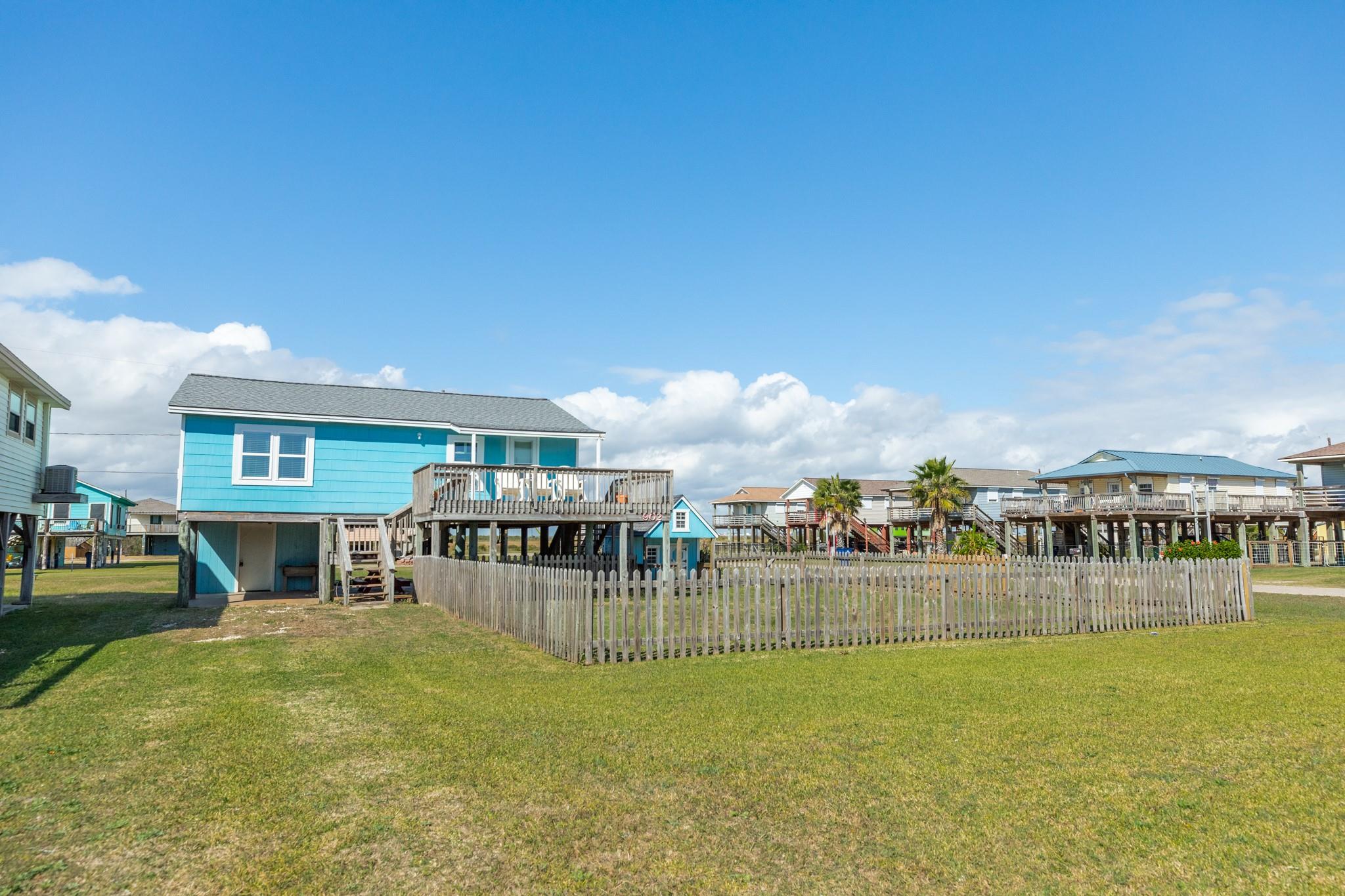 902 Treaty Drive