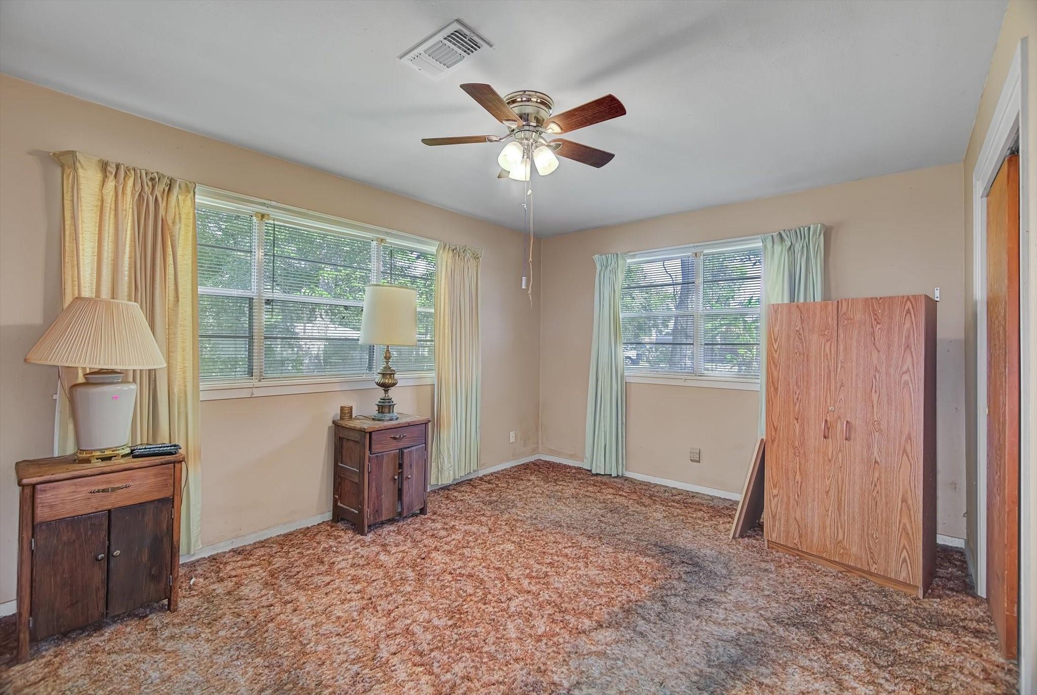 225 Palm Lane, Lake Jackson