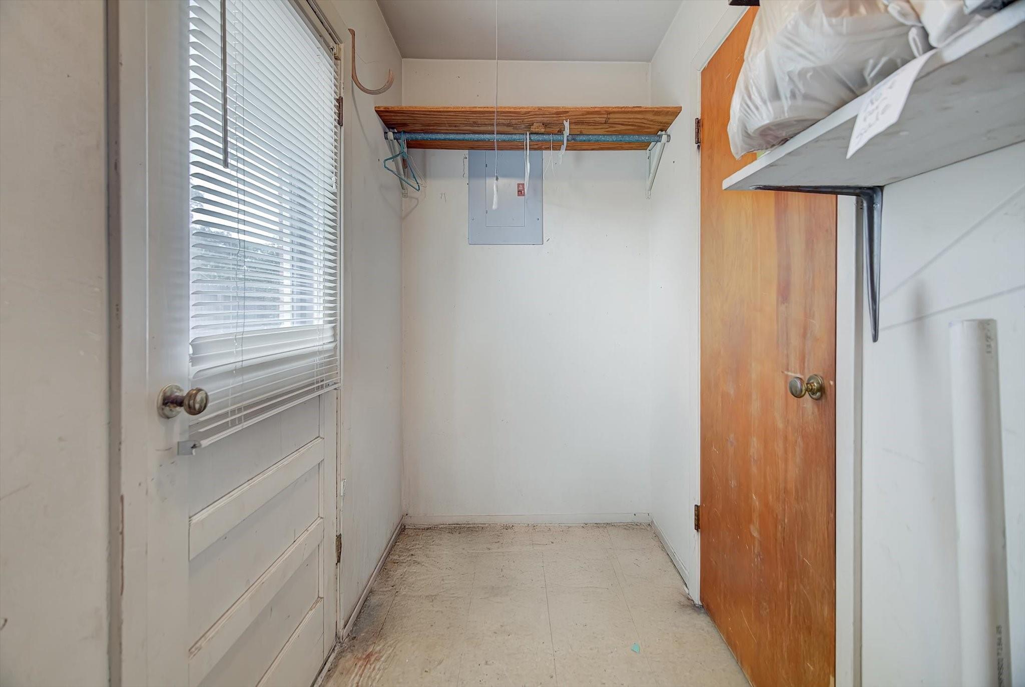 225 Palm Lane, Lake Jackson