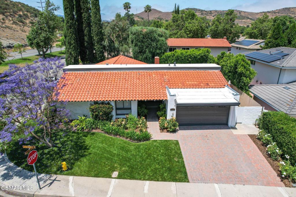 1690 Camberwell Place