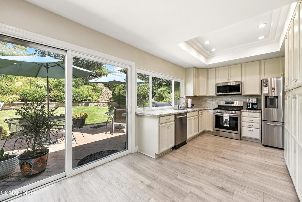 2063 Woodglen Street