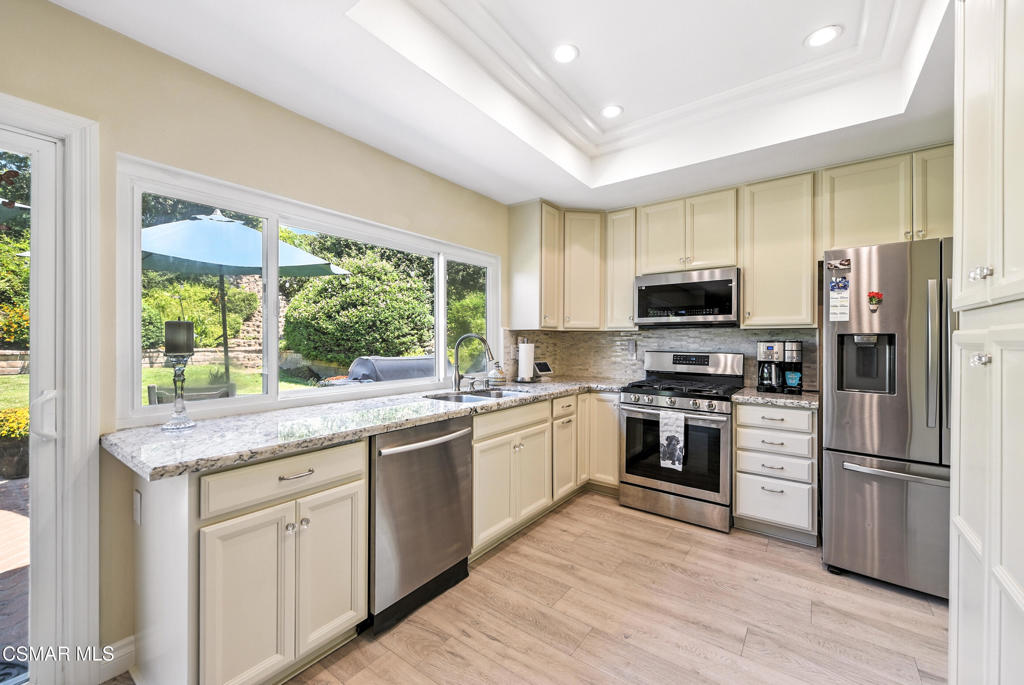 2063 Woodglen Street