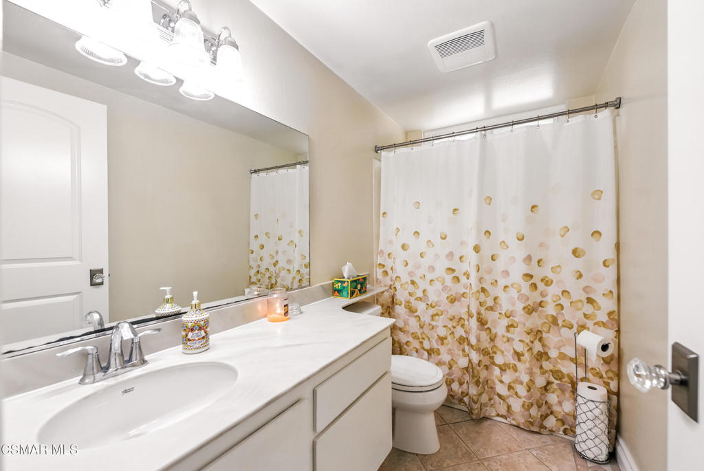 2063 Woodglen Street