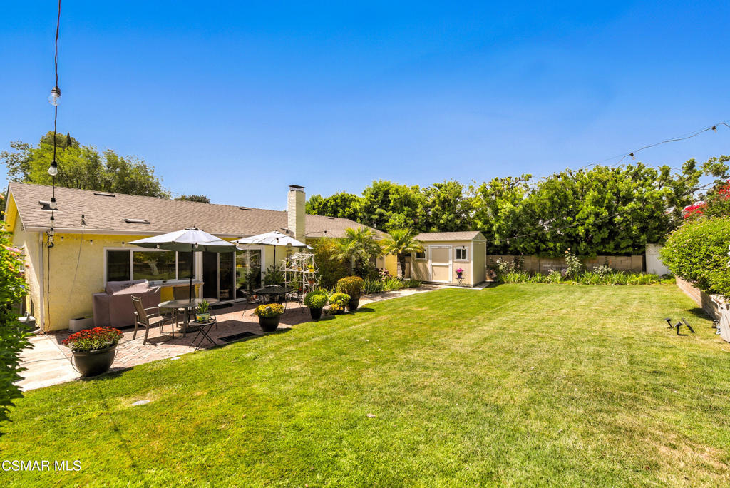 2063 Woodglen Street