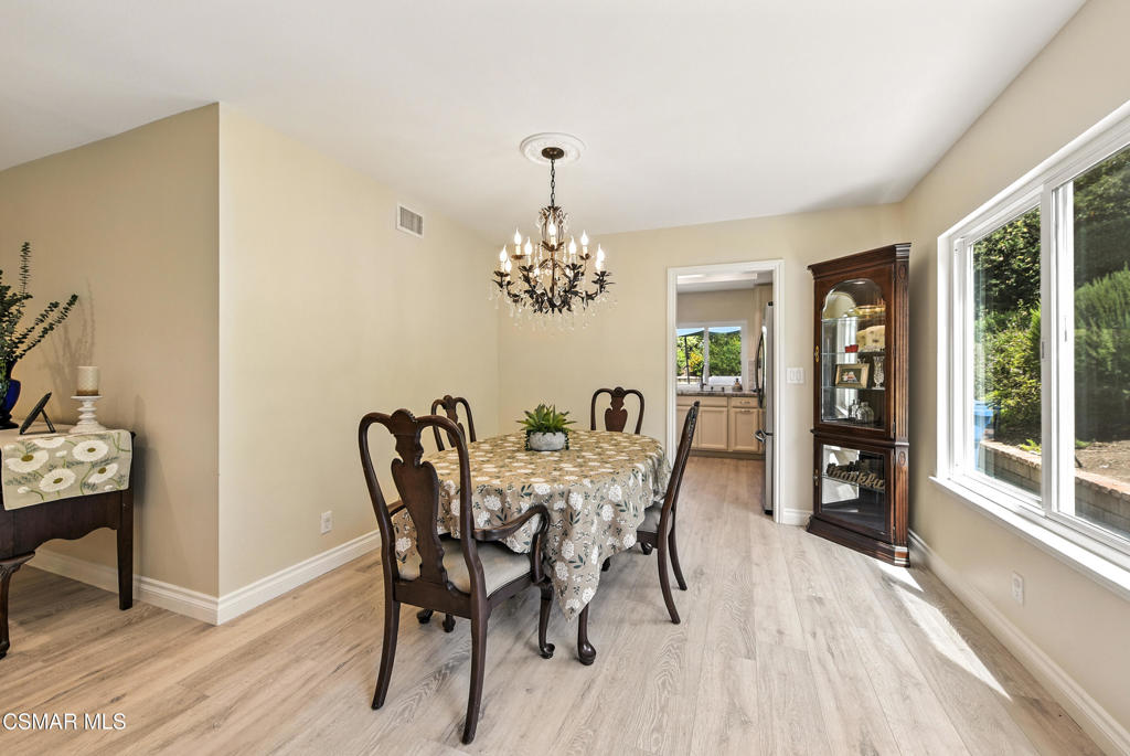 2063 Woodglen Street