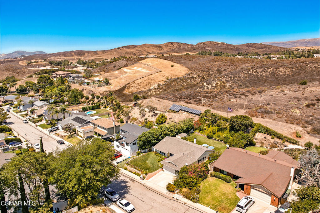 2063 Woodglen Street