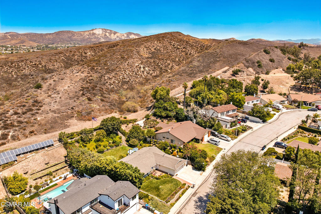 2063 Woodglen Street