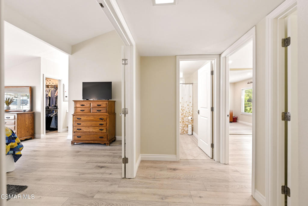 2063 Woodglen Street