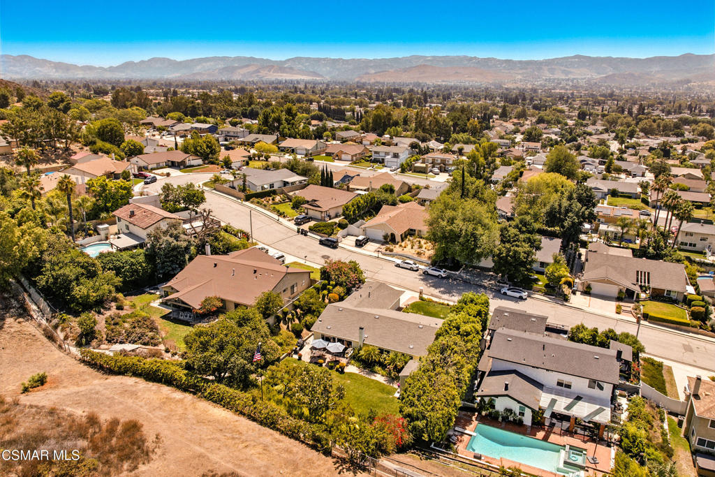 2063 Woodglen Street