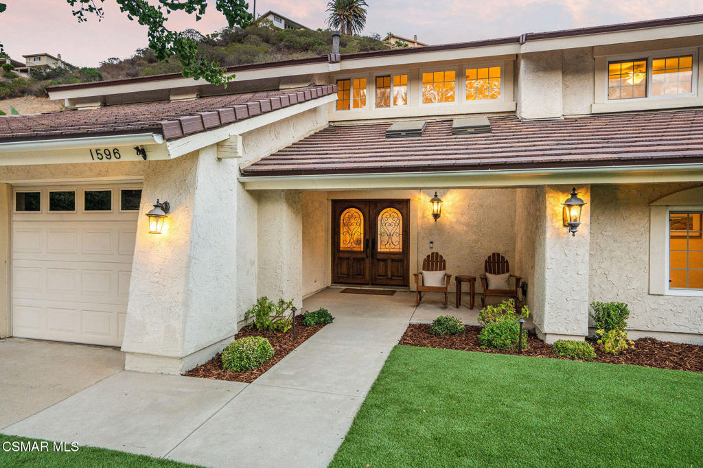 1596 Castleview Court