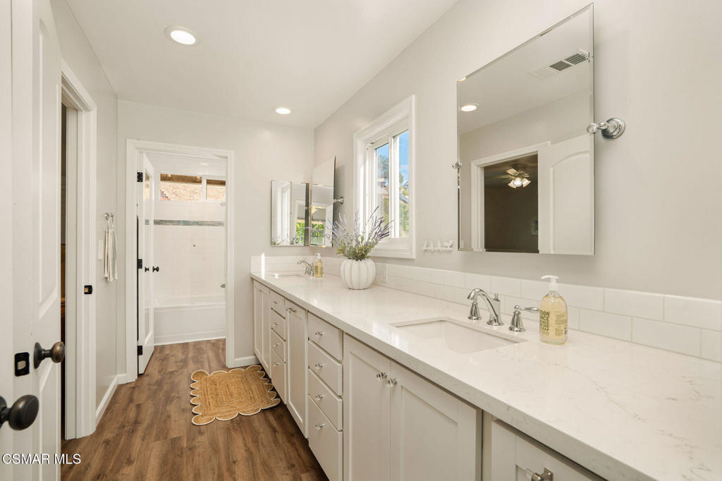 1596 Castleview Court