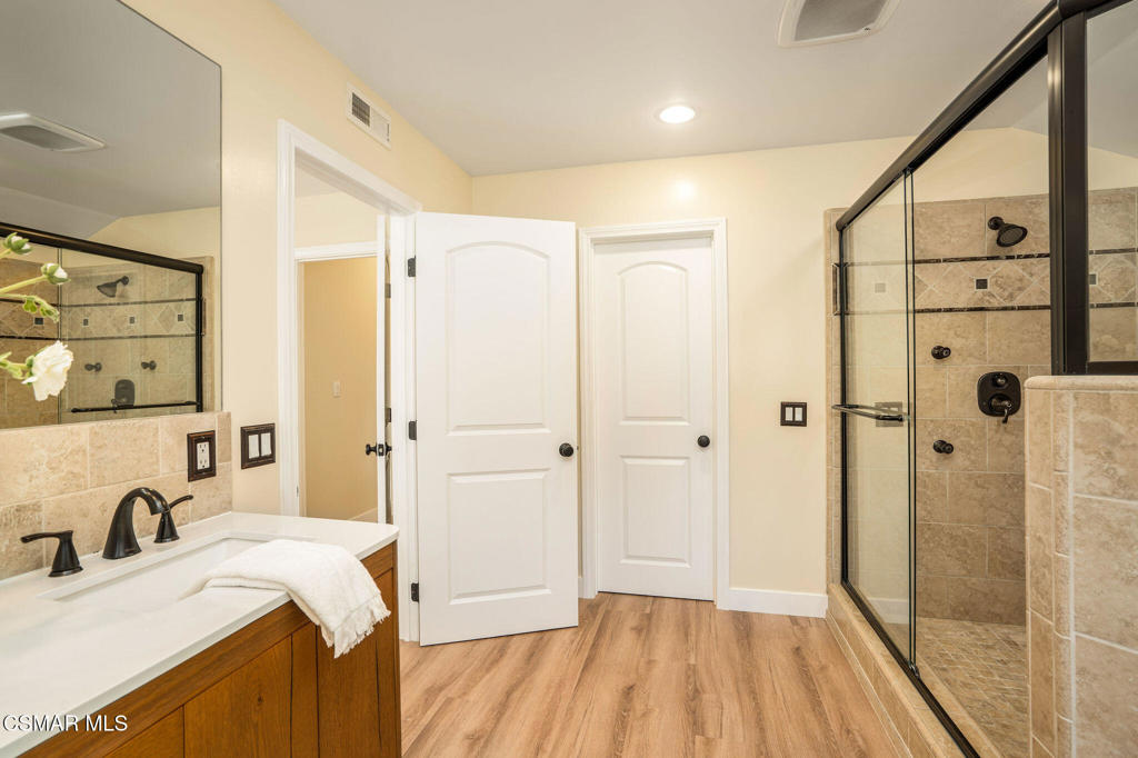 1596 Castleview Court