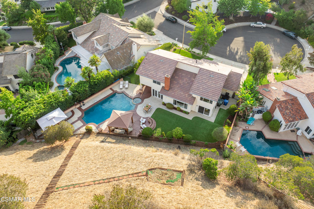 1596 Castleview Court