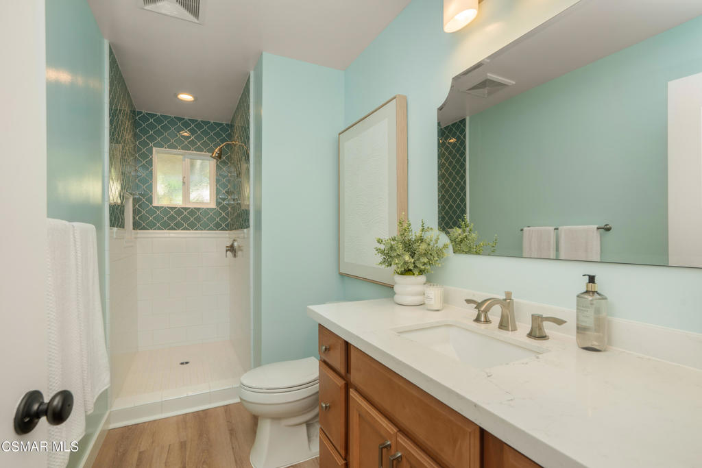 1596 Castleview Court