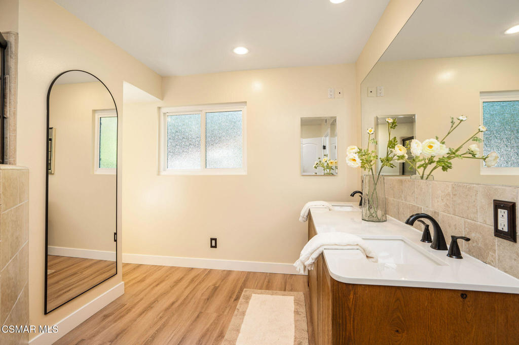 1596 Castleview Court