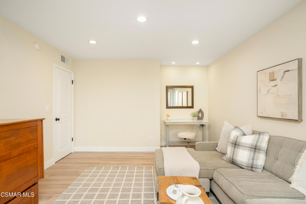 1596 Castleview Court