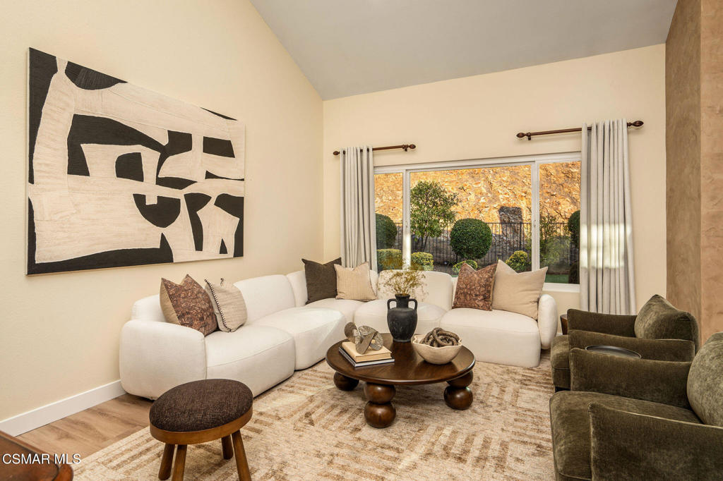 1596 Castleview Court