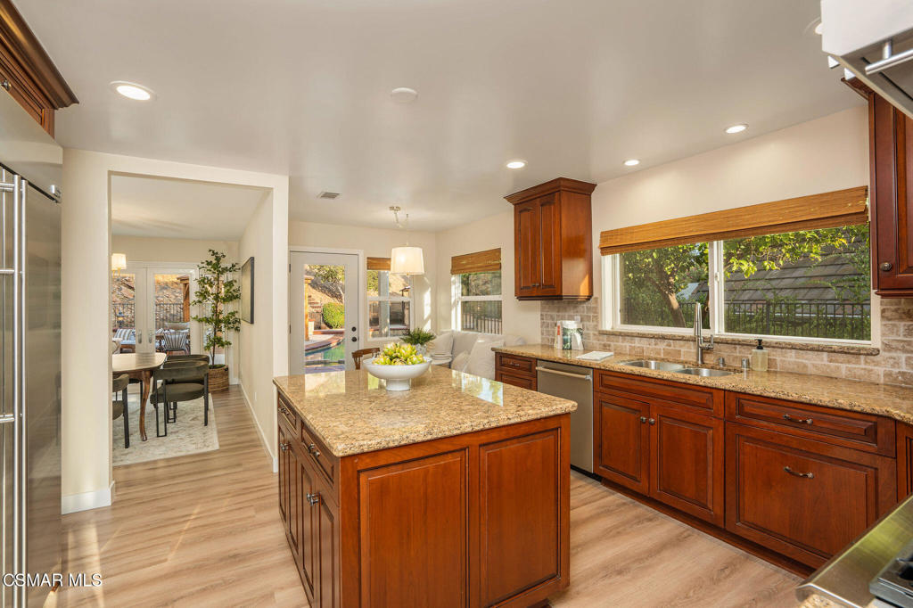 1596 Castleview Court