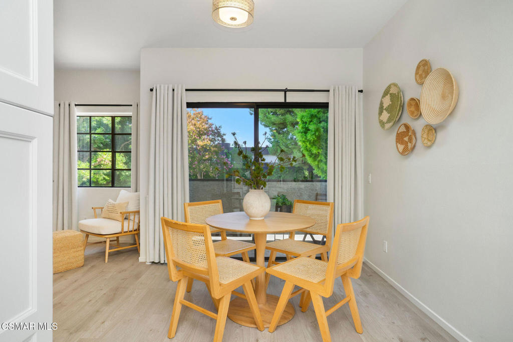 17914 Magnolia Boulevard 135