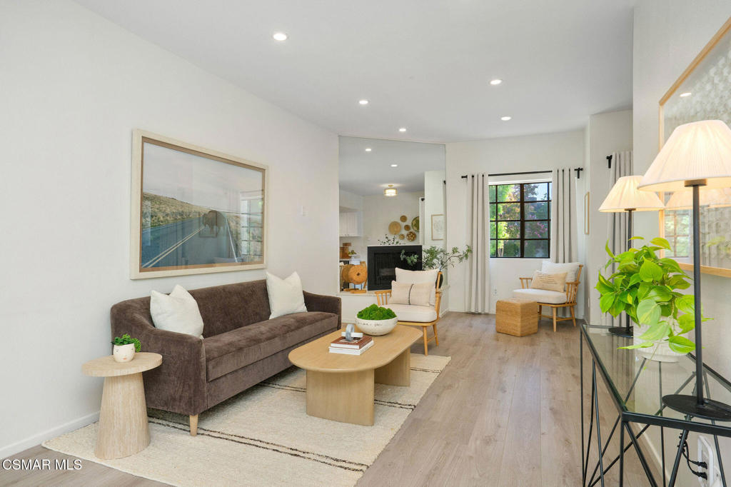 17914 Magnolia Boulevard 135