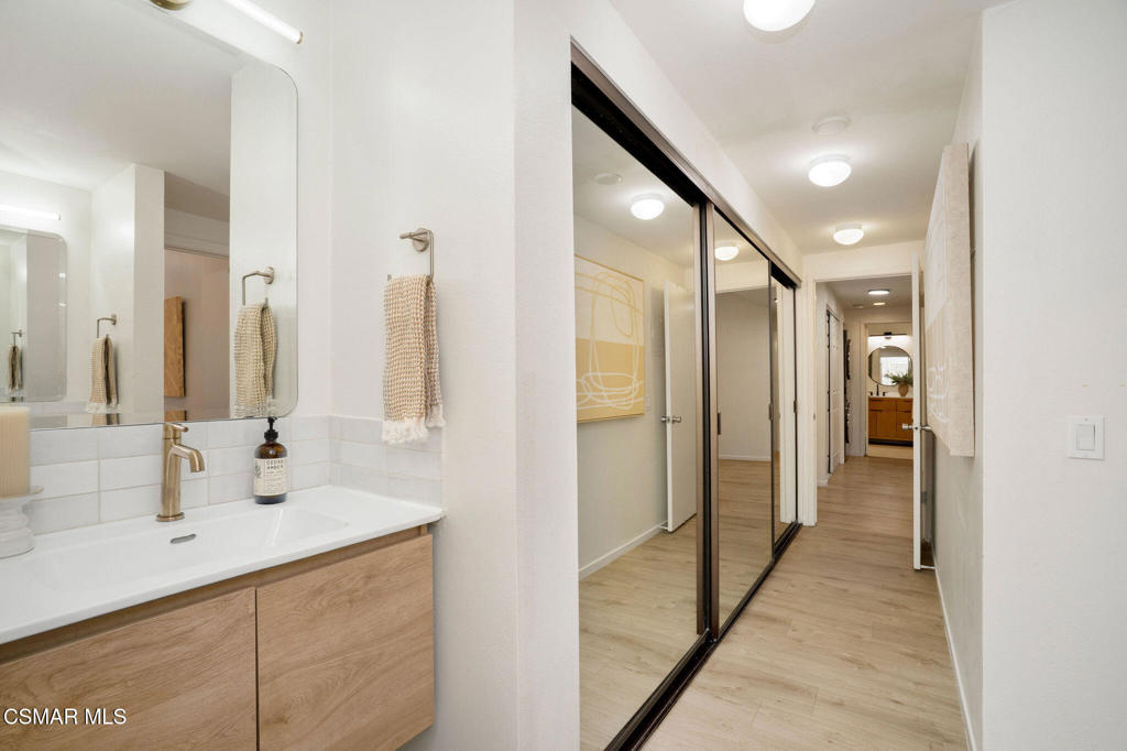 17914 Magnolia Boulevard 135