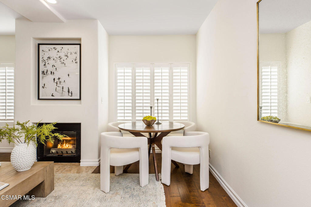 11920 Goshen Avenue 202