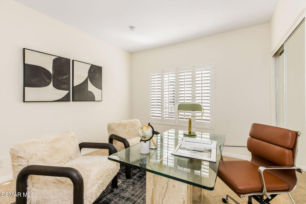 11920 Goshen Avenue 202