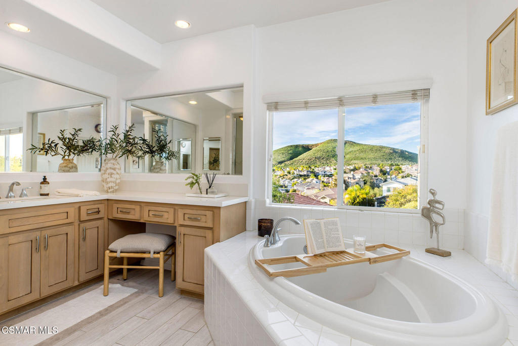 2733 Rocky Point Court