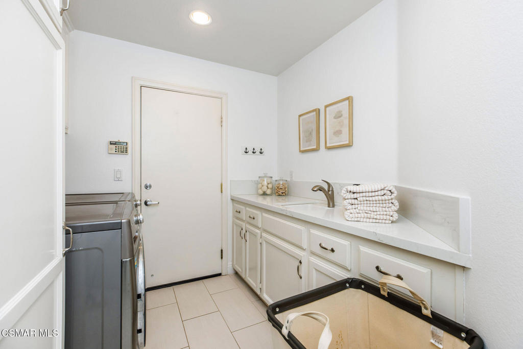 2733 Rocky Point Court