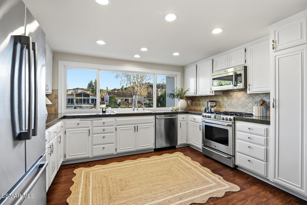 3828 Mainsail Circle