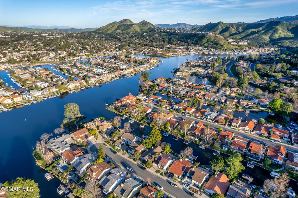 3828 Mainsail Circle