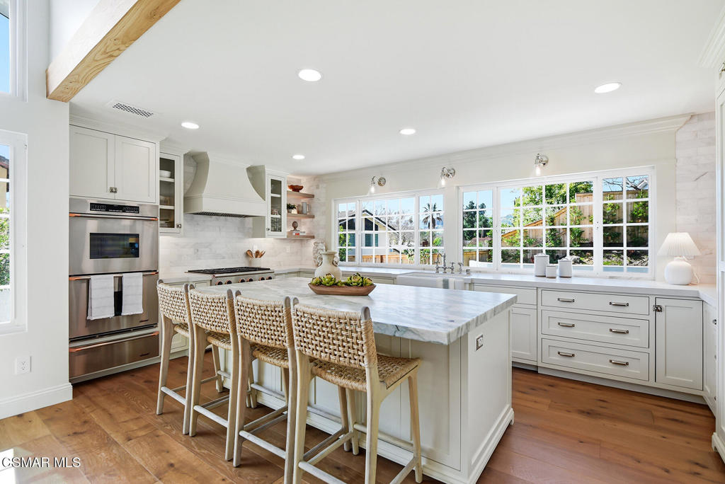 1944 Stonesgate Street